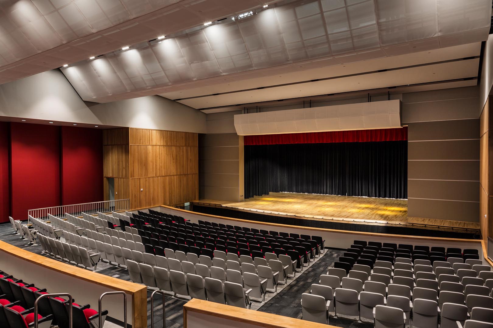 Auditorium/Theater